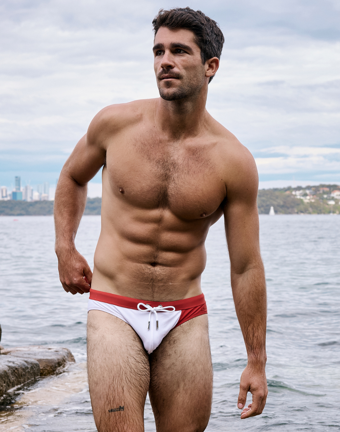 V10 Colour-Blocked Swim Brief - Calypso White/Terracotta