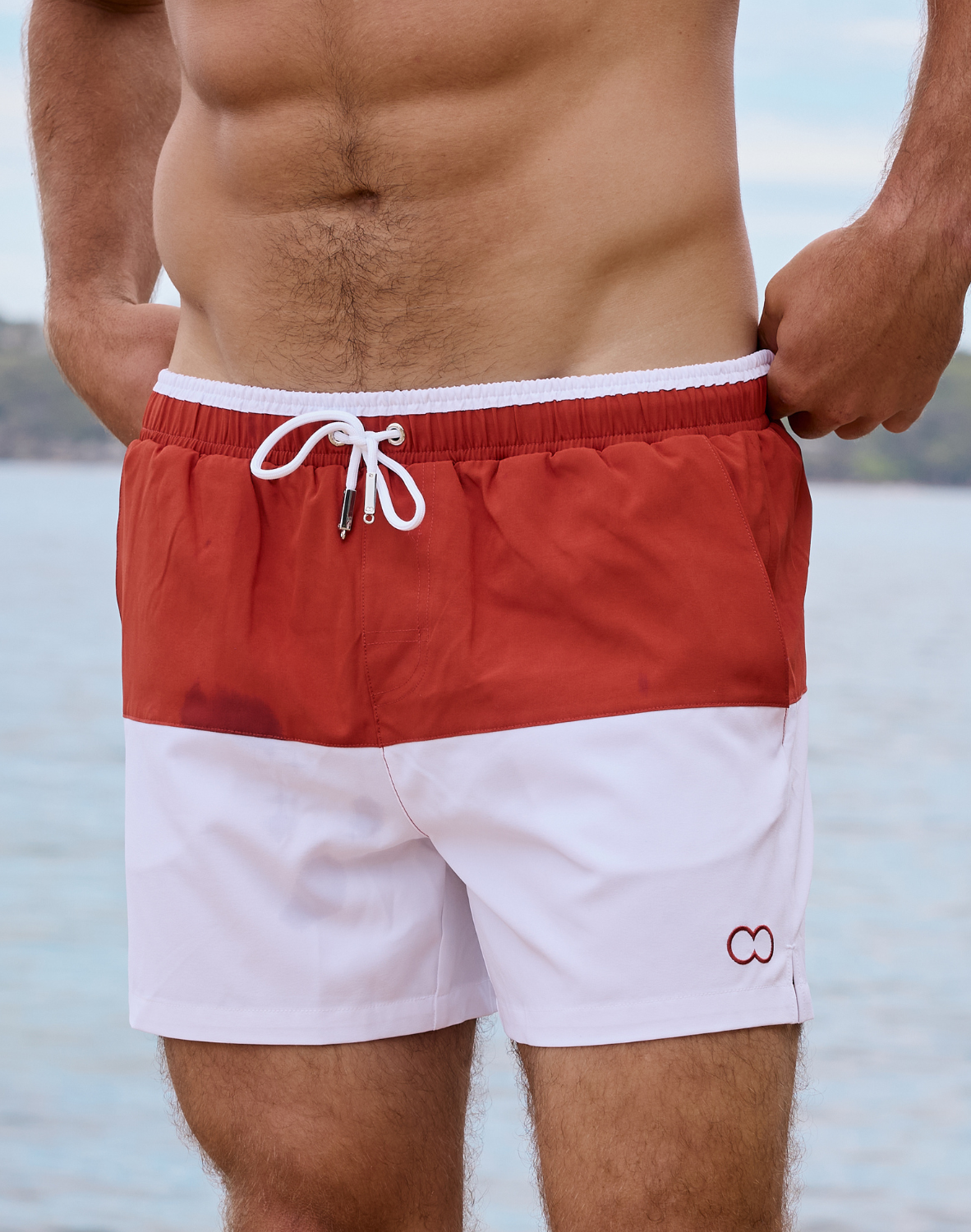 Colour-Blocked Byron Shorts - Calypso White/Terracotta