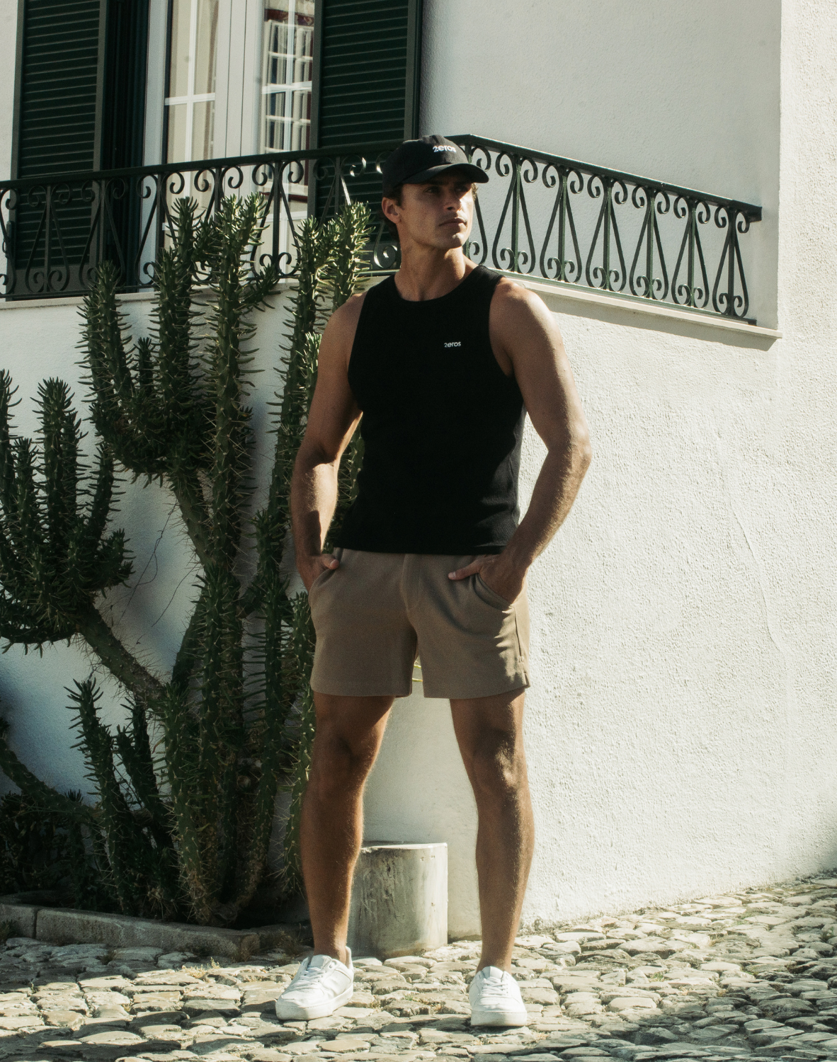Icon Singlet - Black