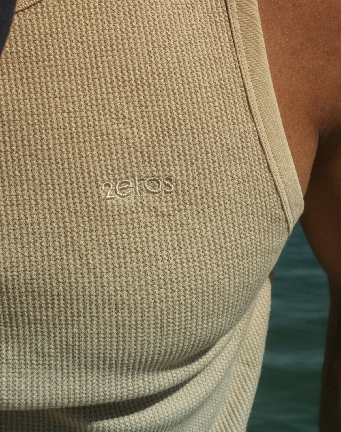 Icon Singlet - Beige
