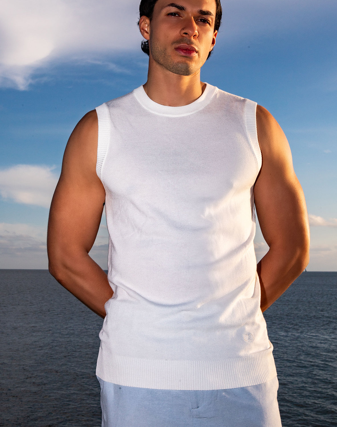 Sapphire Knit Vest - White