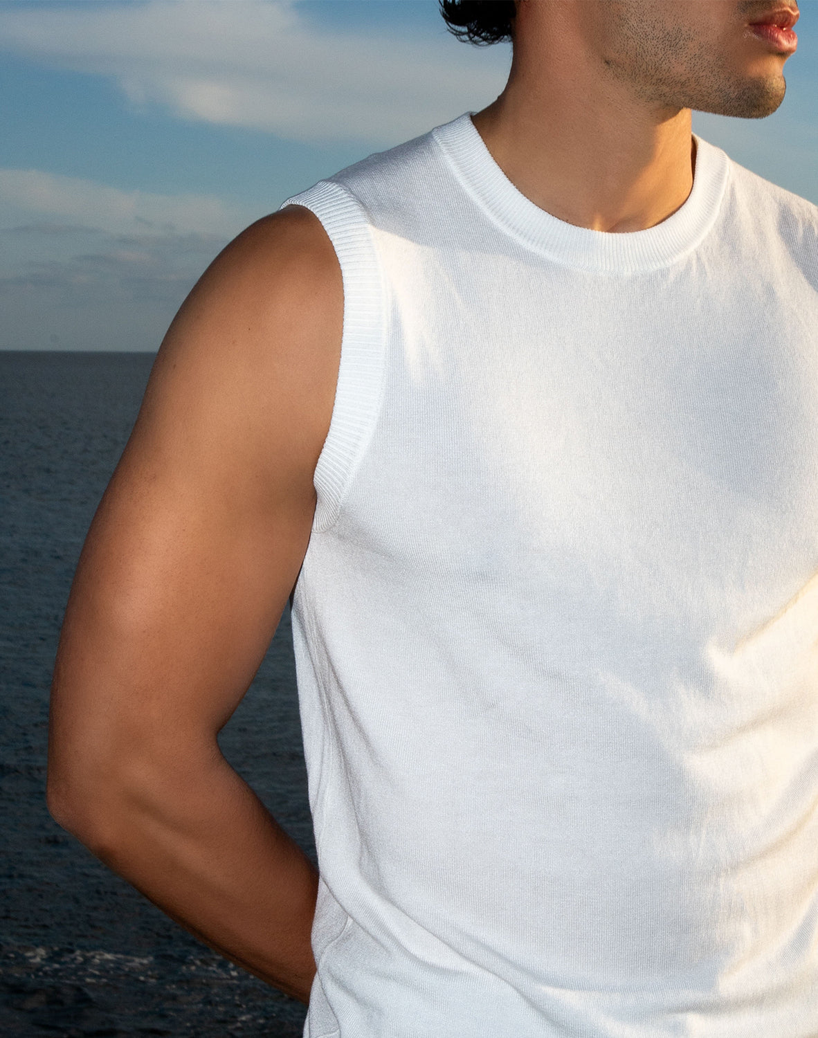 Sapphire Knit Vest - White